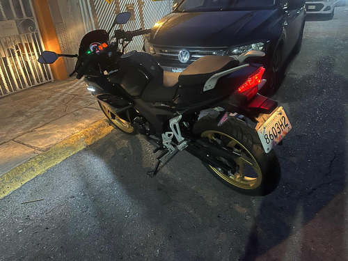 Italika Rt200-2023 Se Vende En Excelentes Condiciones