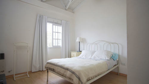 Imagen 5 de 26 de Venta Casa Duplex Beccar 3 Amb Con Patio Y Cochera