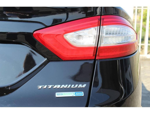 Ford Fusion Titanium Awd