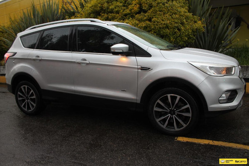 Ford Escape 2.0 TITANIUM 245hp 4X4