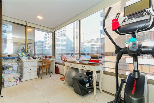 Departamento En Venta De 3 Dorm. En Las Condes