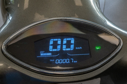 Imagen 6 de 6 de Moto Eléctrica - Vespa New - Sunra Rio Negro