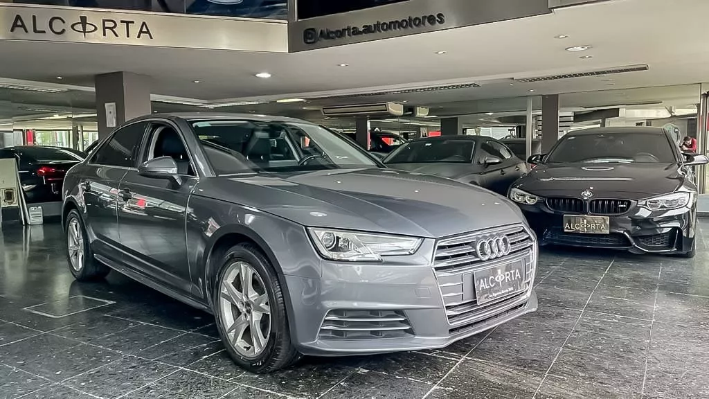 Audi A4 2.0 Attraction Tfsi 225cv Multitronic