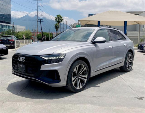 Audi Q8 2021