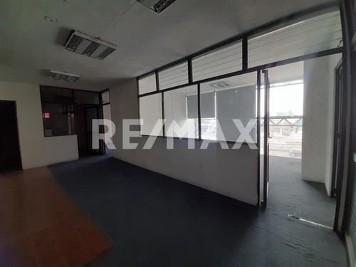 Edificio En Venta En Niños Héroes Querétaro
