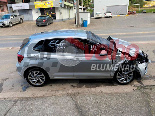 Imagem 7 de 10 de Sucata Volkswagen Polo Tsi Highline 2020 ( Consulte Peças )