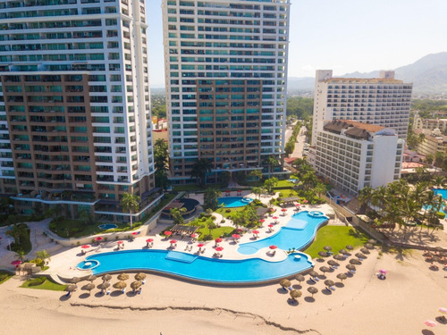Imagen 7 de 10 de Departamento En Venta,puerto Vallarta, Grand Venetian $459k