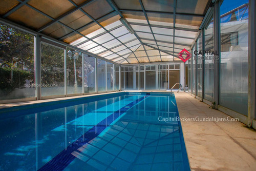 Casa De Lujo En Renta En Colinas De San Javier Con Alberca