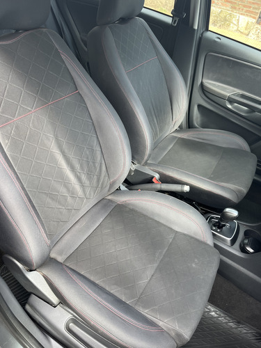 Volkswagen Suran 1.6 Imotion Highline