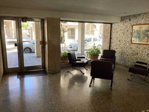 Departamento En Venta En Bernal Centro