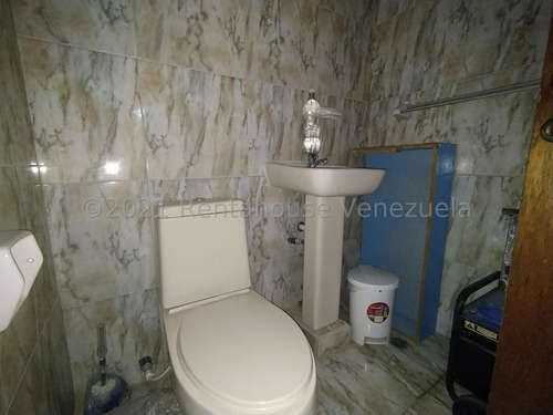Imagen 15 de 21 de Casa En Venta Urb. El Bosque En Cagua Puo22-7071