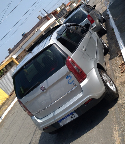 Imagem 4 de 8 de Fiat Idea 1.4