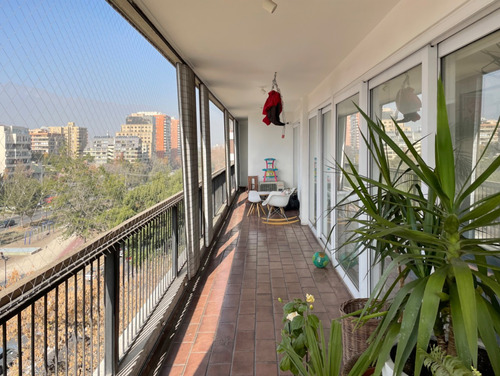 Espectacular Ubicación, Vista Y Terraza - Remodelado