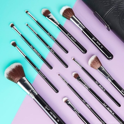 Set De 12 Brochas De Maquillaje Sigma Essential Brush Kit Mr Bunny Negro