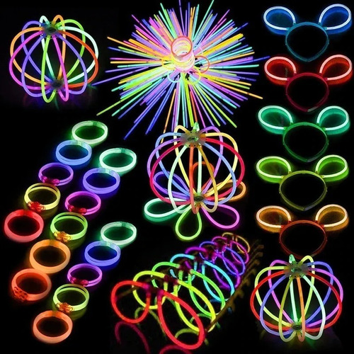 Imagem 1 de 3 de Kit 100 Glow Sticks Pulseiras De Neon P/ Decoração De Festa