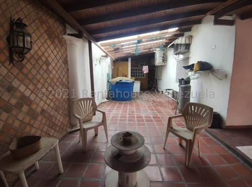 Imagen 18 de 30 de Casa La Mulera Maracay 04 Dormitorios 04 Baños Gran Tamaño 22-1556 ##