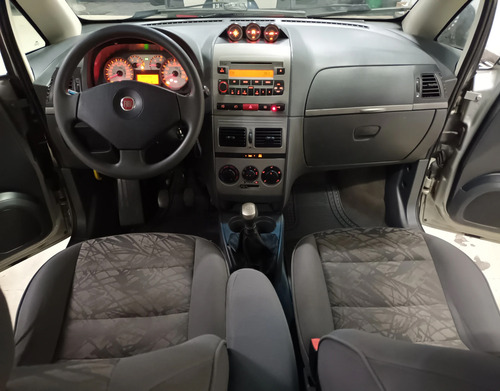 Fiat Idea 1.8 MPI ADVENTURE 8V FLEX 4P MANUAL