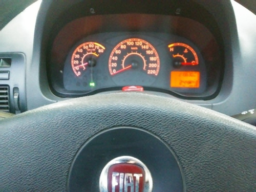 Imagen 4 de 8 de Fiat Palio Weekend 1.4 Elx