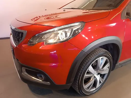 Peugeot 2008 1.2 Puretech Allure