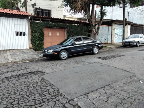 Ford Taurus
