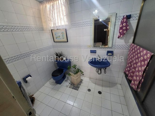 Se Vende Apartamento En El Paraiso 25-19377