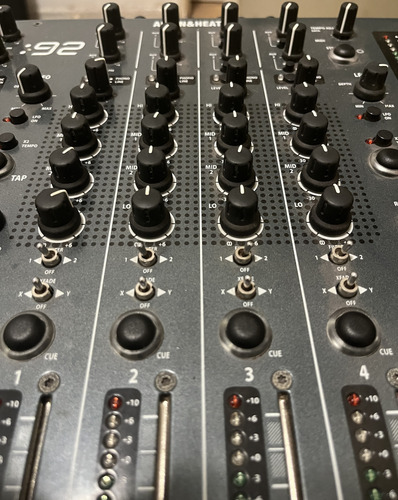 Mixer Allen & Heath - Xone:92 (Usado)