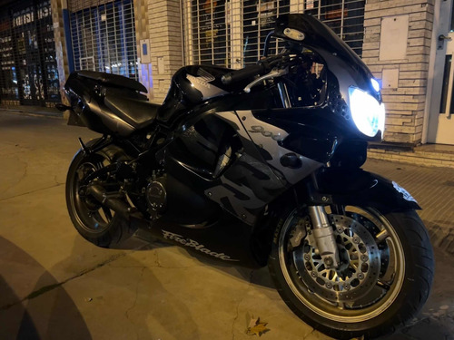 Imagen 3 de 7 de Honda Cbr 900rr Fireblade
