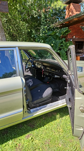 Ford Falcon Deluxe 71