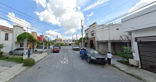 Casa En Venta, Frac. Los Presidentes, Matamoros, Tamaulipas. 3 Recamaras, 2 Baños, 2 Estacionamientos. ¡¡¡ Remate Bancario !!! -jmjc9