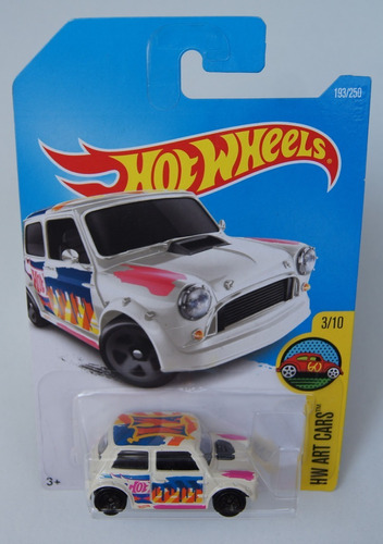 Hot Wheels Hw Art Cars 193/250 Morris Mini Color Blanco