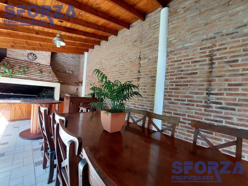 Imagen 17 de 30 de Casa En Venta En Barrio El Cortijo