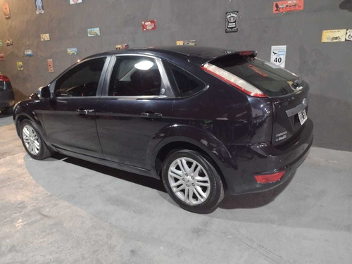Ford Focus Ghia