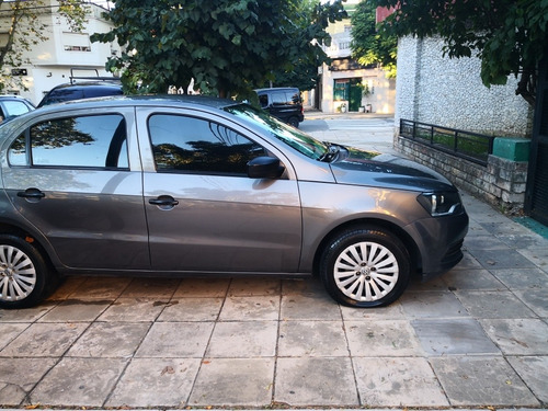 Volkswagen Voyage 1.6 Comfortline 101cv 2013