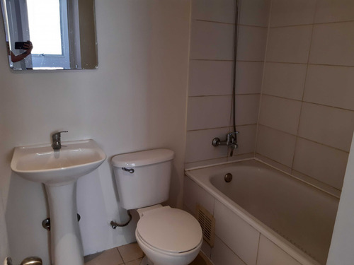 Metro Las Rejas, Ambiente Familiar (102780)