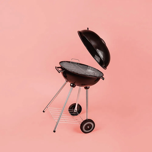 Parrillero Parrilla Portátil Mor Con Tapa - Garageimpo