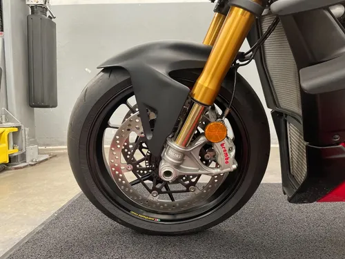 Ducati Streetfighter V4 S