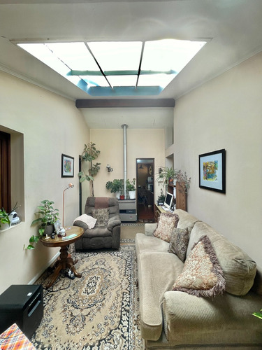 Oportunidad! En Amplio Terreno 370 M2, Manquehue N. - Video!