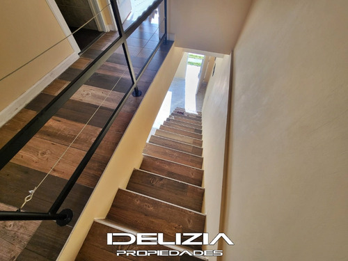 Venta De Duplex En Ituzaingo Norte