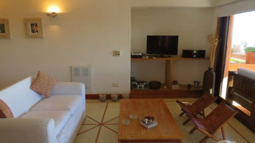 Venta De Apartamento 1 Dormitorio En Punta Ballena