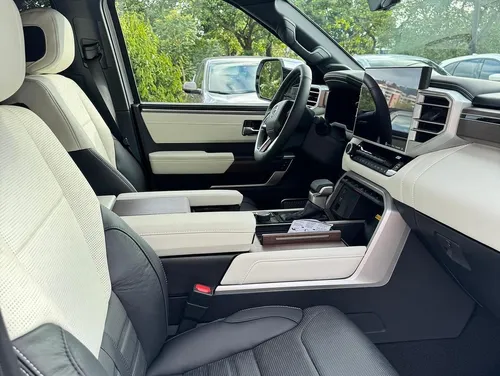 Toyota Sequoia 3.5 V6 Capstone