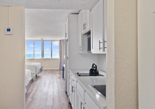 Departamento Monoambiente En Venta - 1 Cochera - 39mts2 - Sunny Isles, Florida