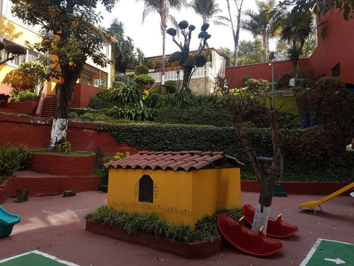 Residencia Con Kinder En Lomas Del Huizachal