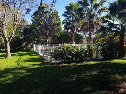 Chalet Con Pileta En Parque Las Naciones