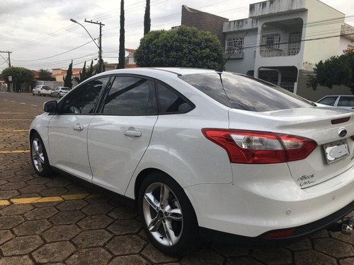 Ford Focus Sedan 2014 2.0 Titanium Flex Aut. 4p