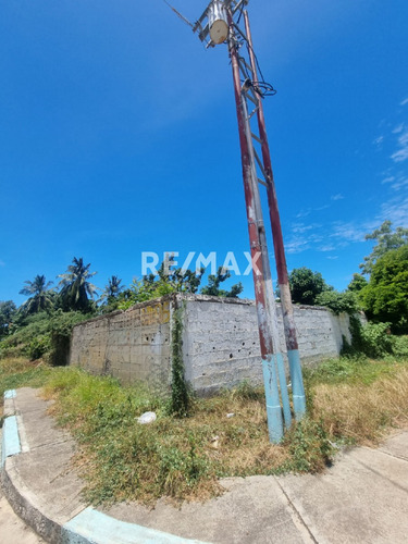 Terreno En Porlamar, Mariño, Isla De Margarita Cood: 0681
