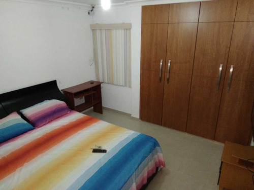 Imagen 23 de 30 de Casa En Venta. Urb. Andrés Bello. Maracay