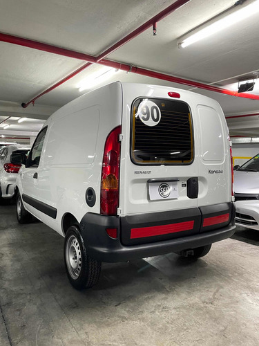 Imagen 5 de 15 de Renault Kangoo 2015 1.6 Furgon Ph3 Confort 1plc