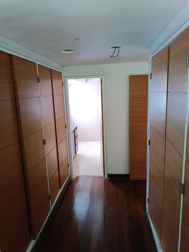 Se Vende Casa En Urb El Placer 330m2 - 4h+s/4+½b+s/4p