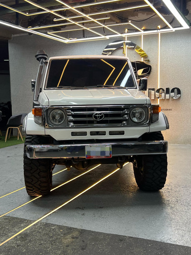 Toyota Machito 2009