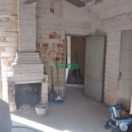 Imagen 4 de 10 de Casa En Venta Maroñas 3 Dorm 2 Baños Cochera X 2 Fondo Parrillero - Montevideo Maroñas